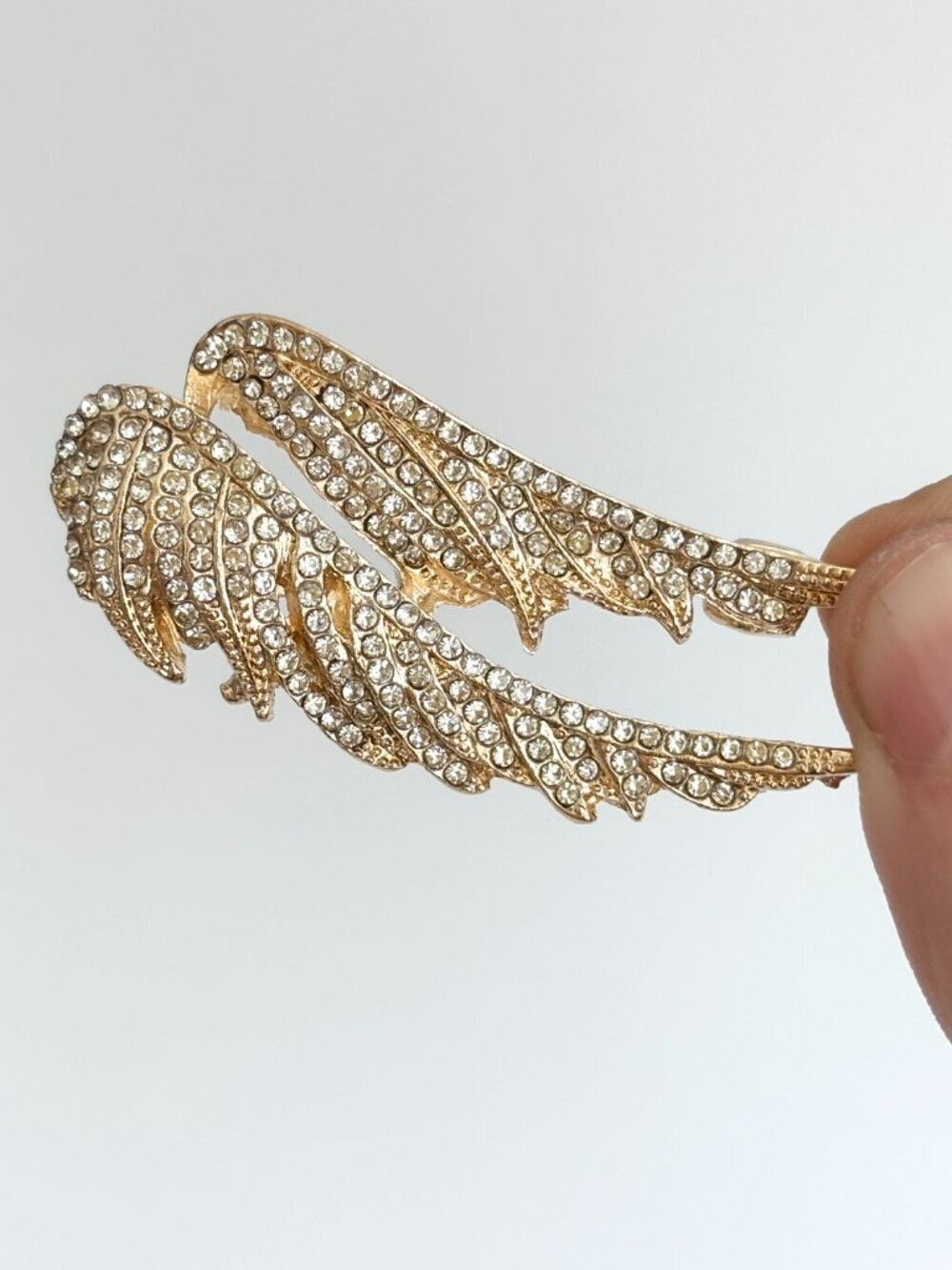 Double Angel Wing Gold Toned Rhinestone Textured Vintage Inspried Brooch Pin - Picture 9 of 11